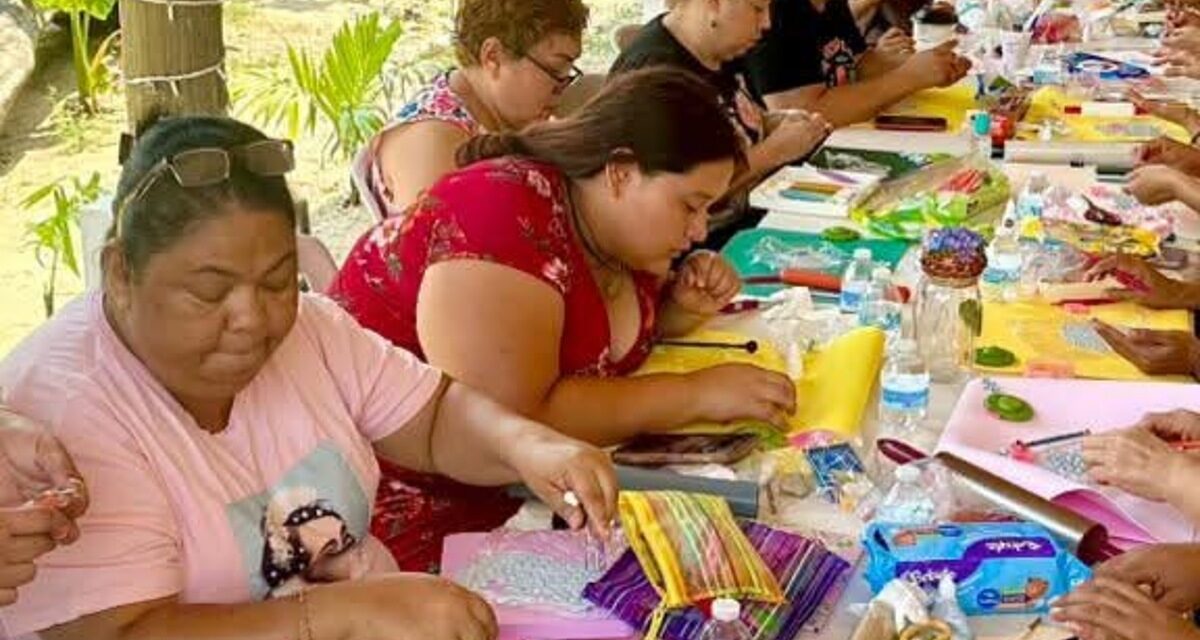 Promueven el autoempleo femenino con talleres artesanales en Coatzacoalcos