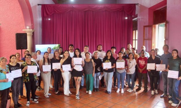 Avanza Naolinco en la profesionalización del sector turístico