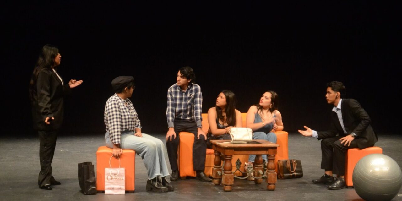 Convoca SEV a estudiantes de bachillerato al Certamen de Teatro 2026
