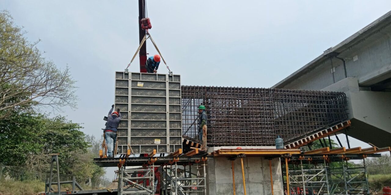 Avanza construcción del Distribuidor Vial de Acceso al Puerto de Veracruz