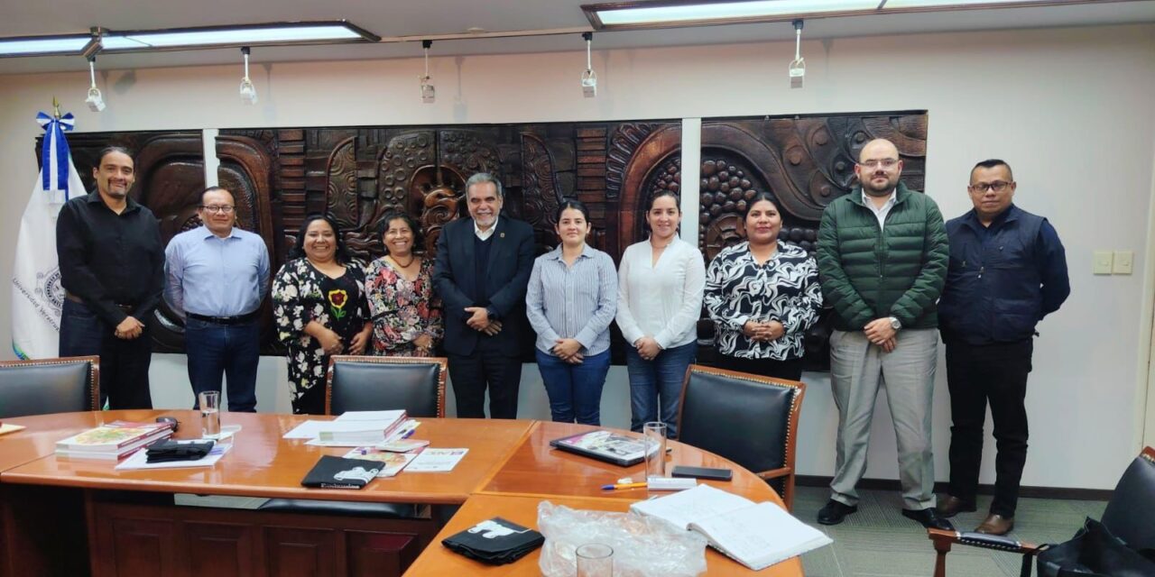Colaboran IVEA y UV para reforzar el programa de alfabetización en Veracruz