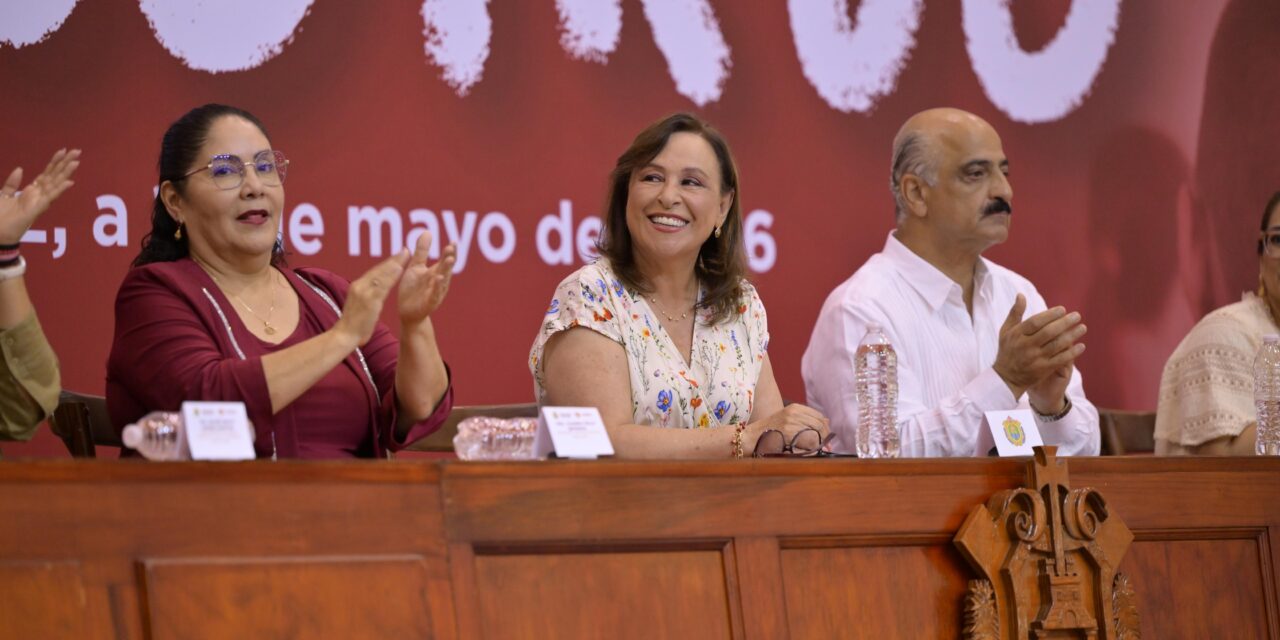 Reconoce Gobernadora al magisterio con aumento salarial y homenaje a su vocación