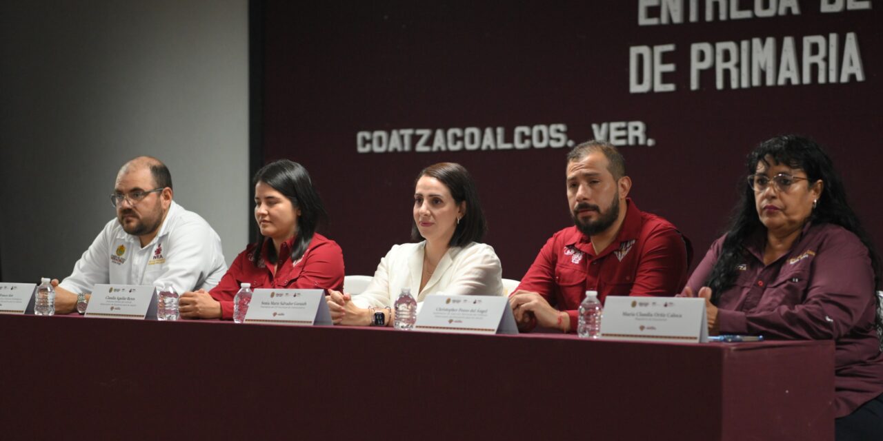 Nunca es tarde para aprender: 115 porteños reciben certificados de primaria y secundaria