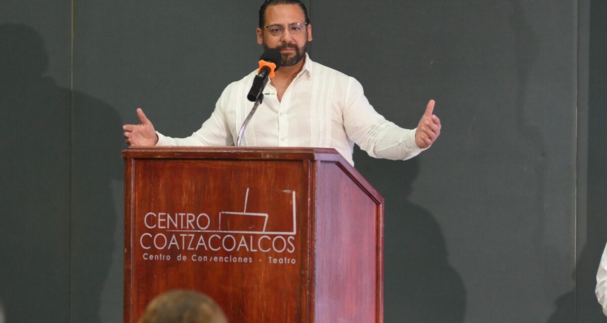 “Volverá la época dorada”: destaca Pedro Miguel Rosaldo impulso de 100 mil mdp para Coatzacoalcos en foro energético