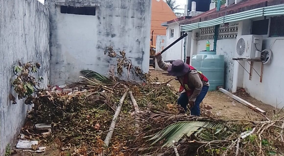 Despliega Ayuntamiento de Coatzacoalcos brigadas de limpieza y mantenimiento urbano al inicio de junio