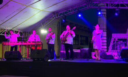 Conmemoran el 115 Aniversario de Coatzacoalcos con magna presentación de Tlenhuicani Maderas