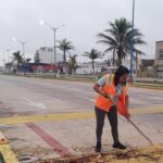 Despliega Gobierno de Coatzacoalcos operativo nocturno y matutino para liberar vialidades tras tormentas