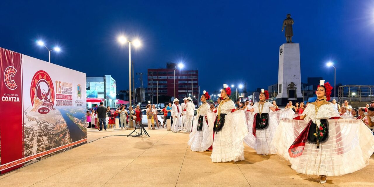 Celebran con éxito festivales comunitarios en el marco del 115 aniversario de Coatzacoalcos