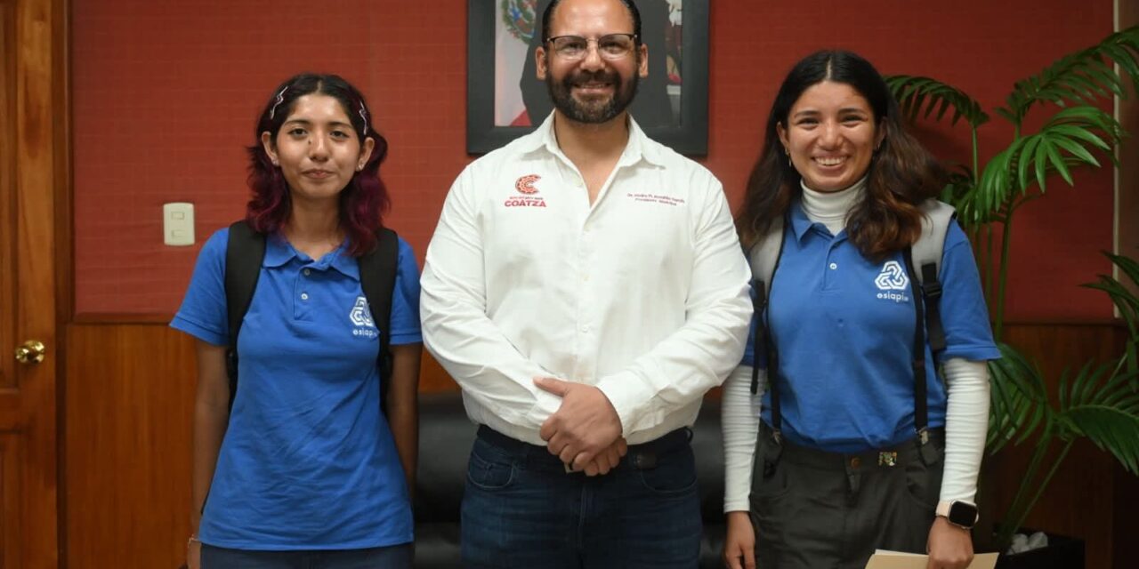 Alcalde de Coatzacoalcos respalda a estudiantes seleccionadas para estancia científica del CIMAV
