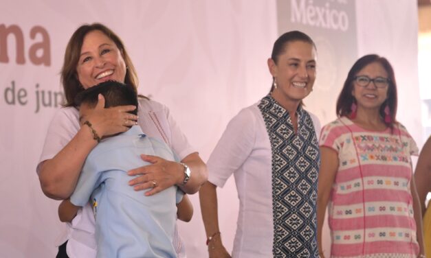Que ningún niño ni niña se quede sin ir a la escuela: Rocío Nahle respalda entrega de becas Rita Cetina