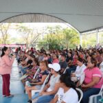 Reciben 289 estudiantes de Tuxpan Beca Rita Cetina