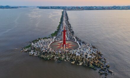 Arrancan maniobras nocturnas en escollera de Coatzacoalcos; habrá cierres viales temporales