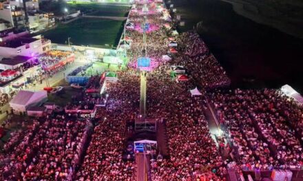 Veracruz reúne a 250 mil asistentes y cuatro leyendas en la segunda noche del Salsa Fest