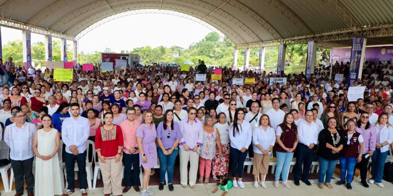 Jornada Veracruzana Protegida acerca servicios y mecanismos de protección a mujeres en Poza Rica
