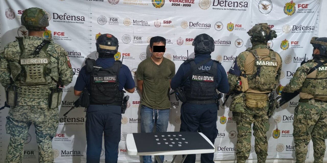En operativo de fin de semana, aseguran 283 dosis de presuntos estupefacientes15 personas fueron detenidas por presuntos delitos contra la salud