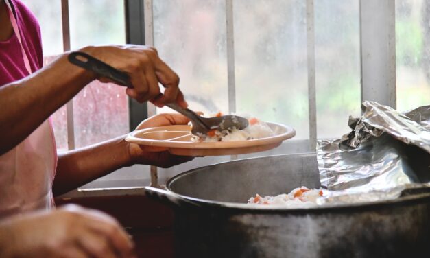 Acceden estudiantes del CAM No. 14 a una alimentación nutritiva y diaria