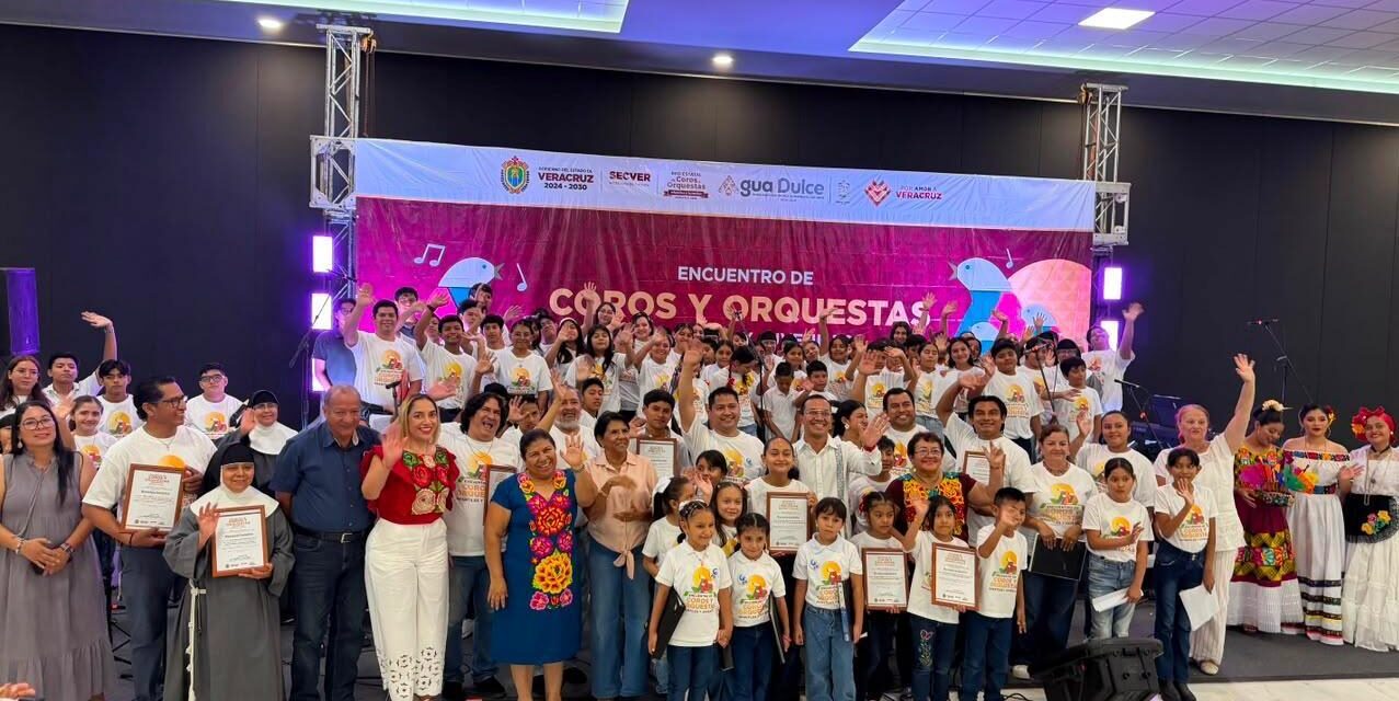 Reúne SECVER a coros y orquestas infantiles y juveniles en el Encuentro de la Región Olmeca