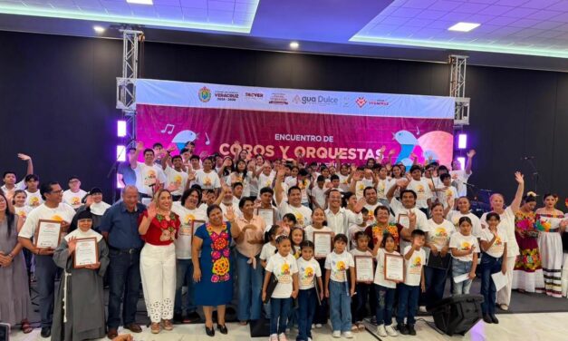 Reúne SECVER a coros y orquestas infantiles y juveniles en el Encuentro de la Región Olmeca
