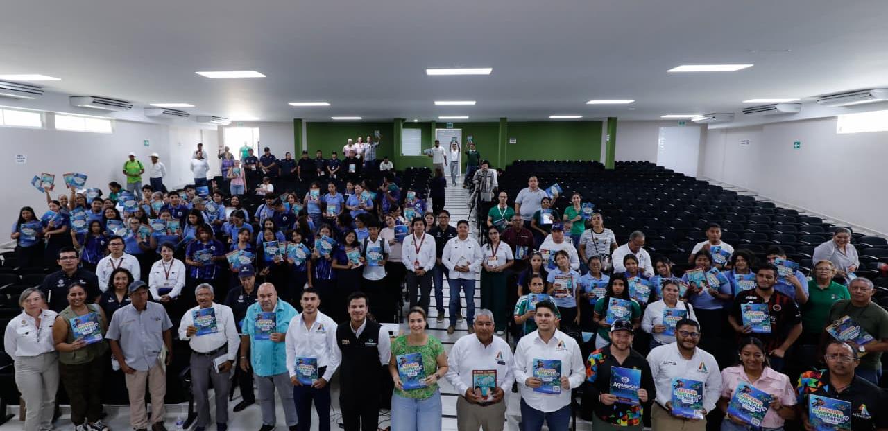 Autoridades y sociedad civil unen esfuerzos para proteger al Cangrejo Azul