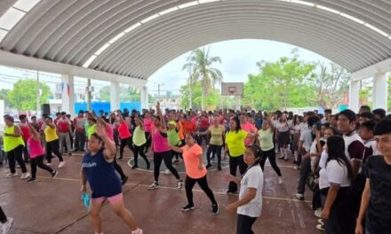 Ayuntamiento de Coatzacoalcos encabeza jornada masiva de activación física en la región