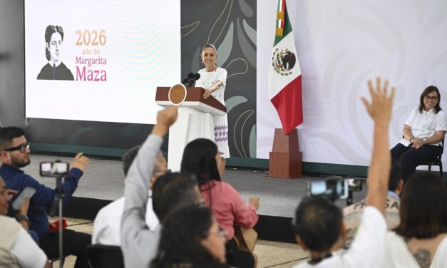 Celebra Pedro Miguel Rosaldo inversiones federales para Coatzacoalcos