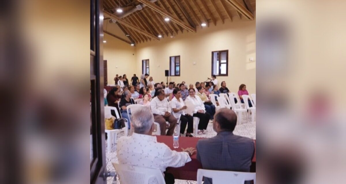 Reconoce el alcalde Pedro Miguel Rosaldo García el talento de fotógrafos locales en la exposición “Una Mirada al Porvenir”
