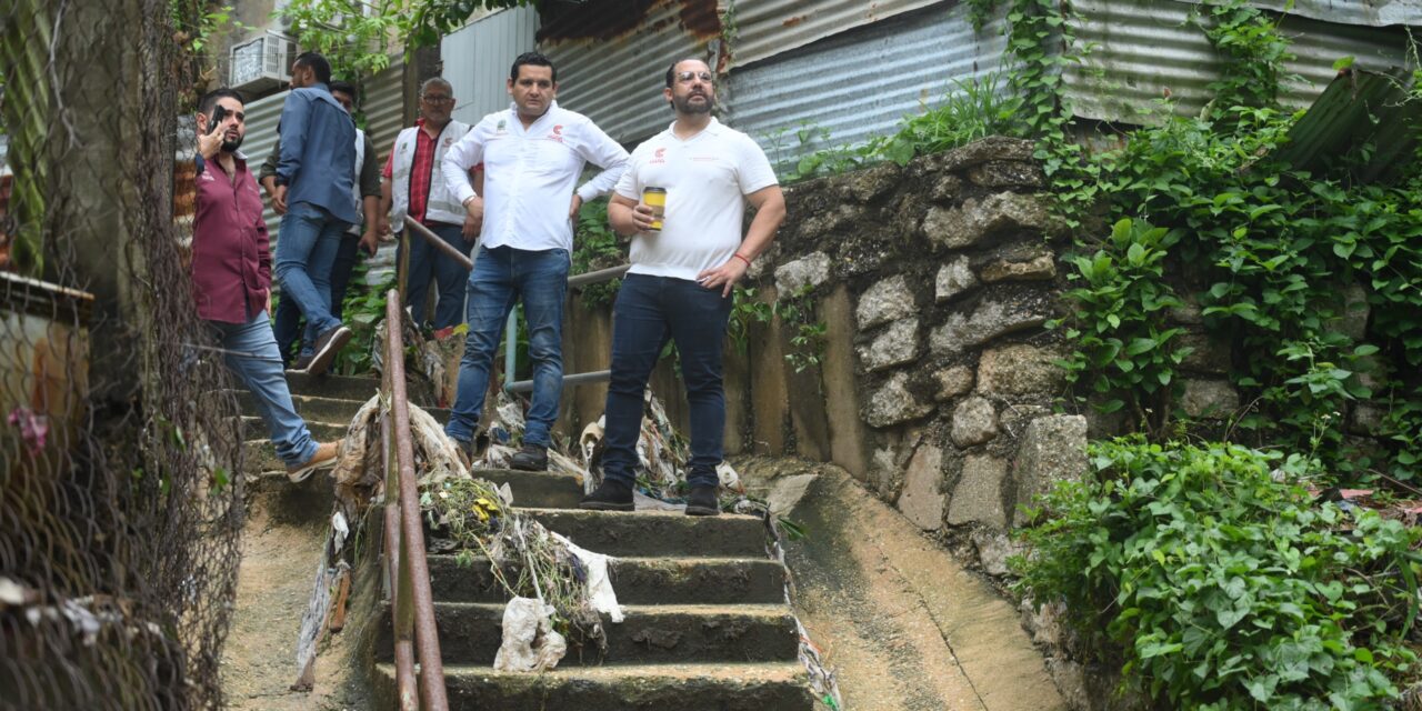 “Hay que sacar adelante Coatzacoalcos”: Pedro Miguel recorre áreas afectadas por la tormenta en Coatzacoalcos