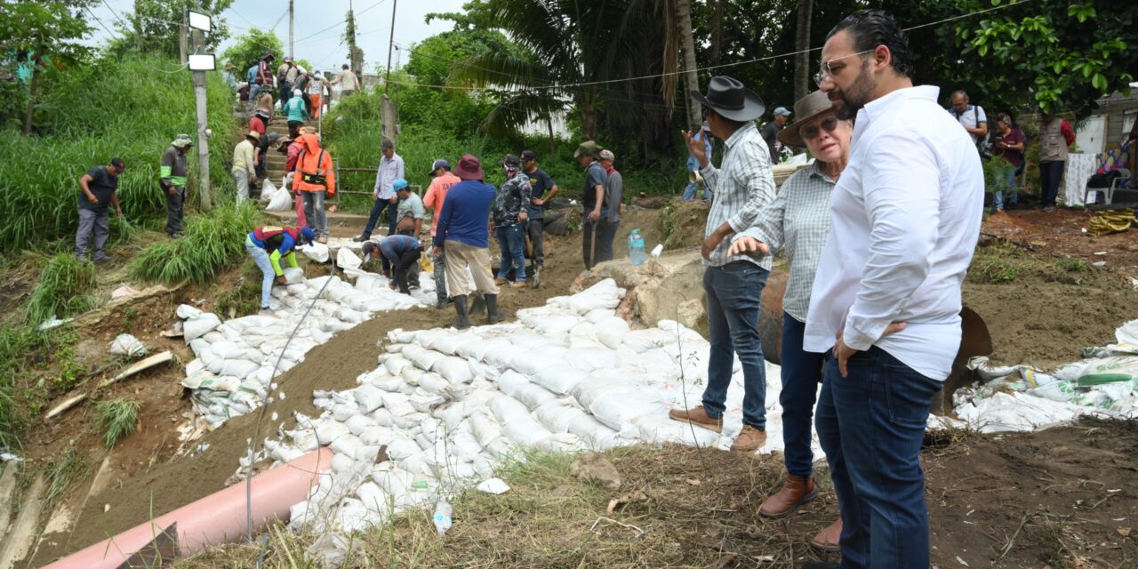 Coatzacoalcos necesitaba ayuda: Pedro Miguel Rosaldo atiende siete puntos críticos tras intensas lluvias