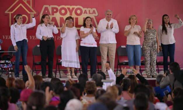 Entrega Gobierno de Veracruz apoyos funcionales a mil 500 personas con discapacidad
