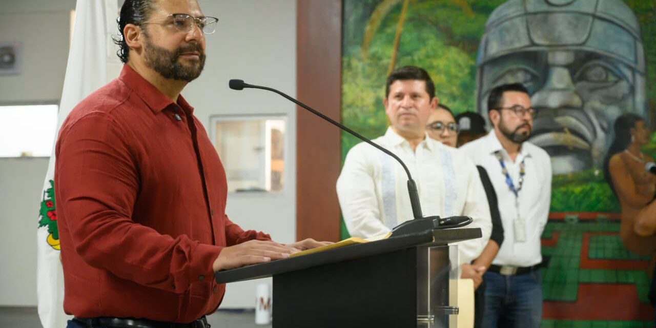 Avanza Ayuntamiento en la regularización de predios y escuelas en Coatzacoalcos