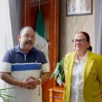 Cada vez más cerca nuevas unidades de transporte para Xalapa; se reúne Enrique Santos con Daniela Griego