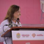 Ninguna escuela quedará fuera del programa de mobiliario: Rocío Nahle García