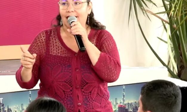 Antes de tomar escuelas y afectar a menores, padres pueden acudir a la SEV para una solución, destaca Claudia Tello