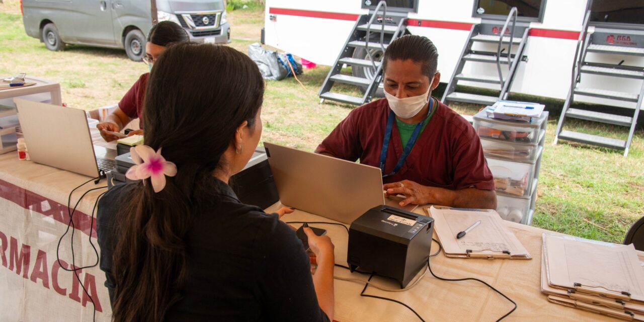 Gobierno de Coatzacoalcos acerca servicios gratuitos de salud a comunidades del municipio