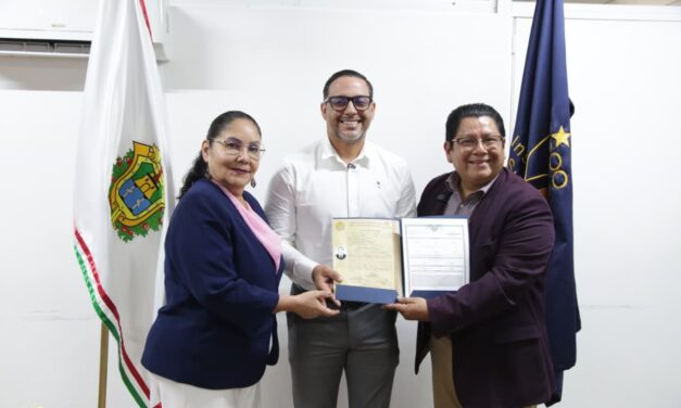 Suman más de 600 títulos electrónicos entregados en el ITSX