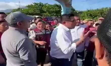 Astrolabio Político