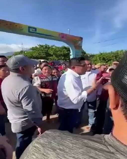 Astrolabio Político