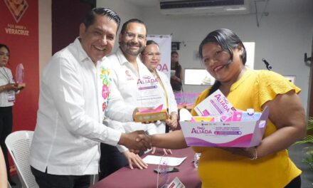 Reconoce STPSP a 43 centros laborales de Coatzacoalcos con distintivo ALIADA
