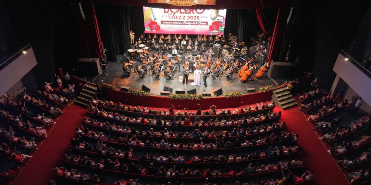 Con la unión de tres voces extraordinarias cerró el Festival del Bolero y el Jazz
