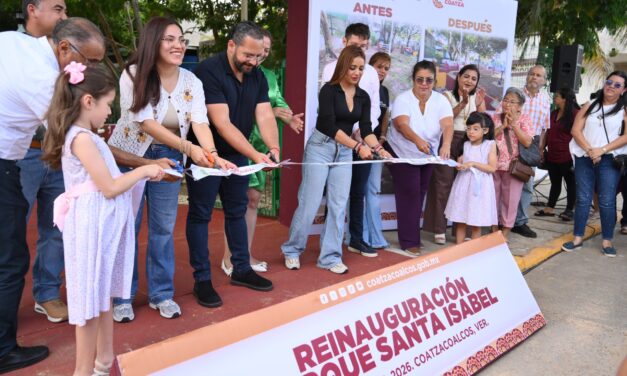 Entrega alcalde Pedro Miguel Rosaldo García rehabilitación del Parque Santa Isabel