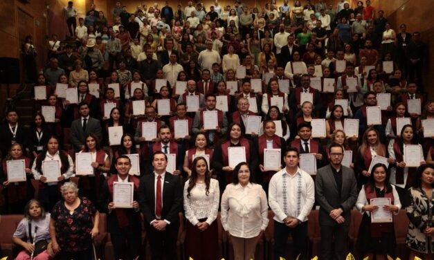 Instituto Consorcio Clavijero formaliza el grado académico de 106 egresados