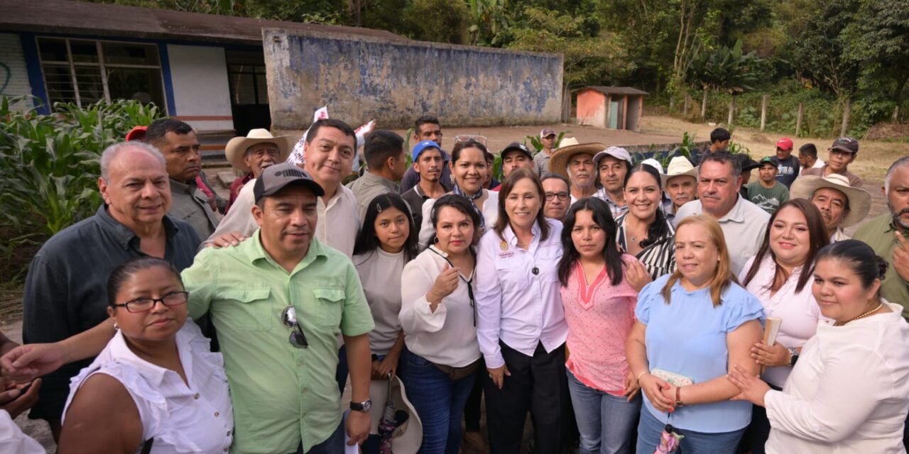 Barranca Grande contará con transporte escolar y mejores condiciones para sus estudiantes: Gobernadora
