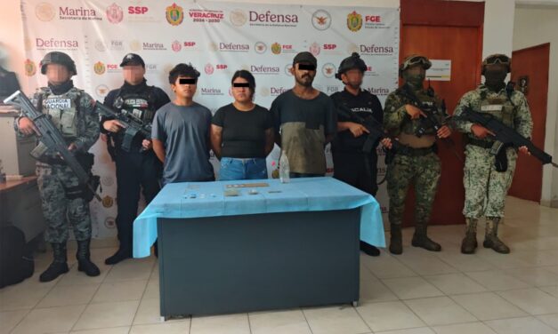 Operativo encabezado por SSP y FGE, con apoyo de fuerzas federales, asegura más de 54 kilos de presunta marihuana y 30 mil litros de hidrocarburo