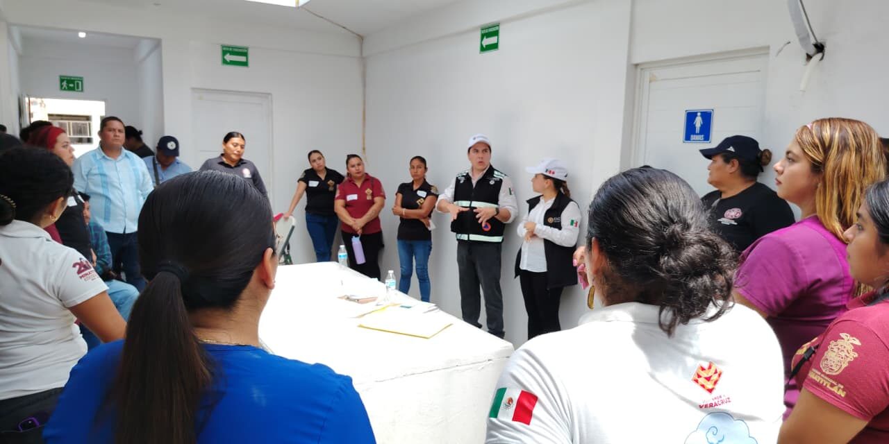 Supervisan Estado y Federación operación de Refugios Temporales en el sur
