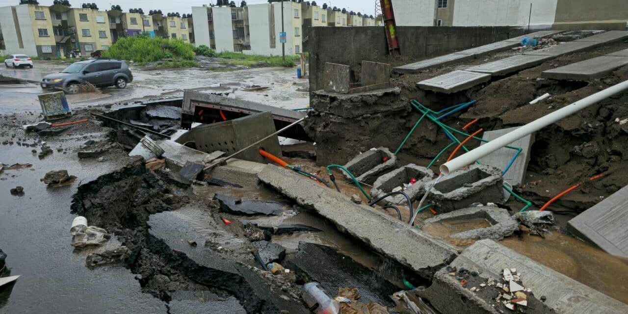 Se le cayeron las casas a Anilú