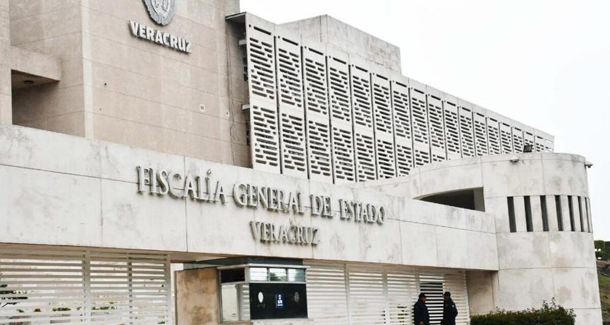 Alcaldes de Ixhuatlán del Sureste y Úrsulo Galván enfrentan procesos en su contra, les notifica Fiscalía