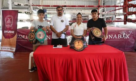 ​Todo listo en Coatzacoalcos para la función de box “Gran Pelea de Gallos 2026”