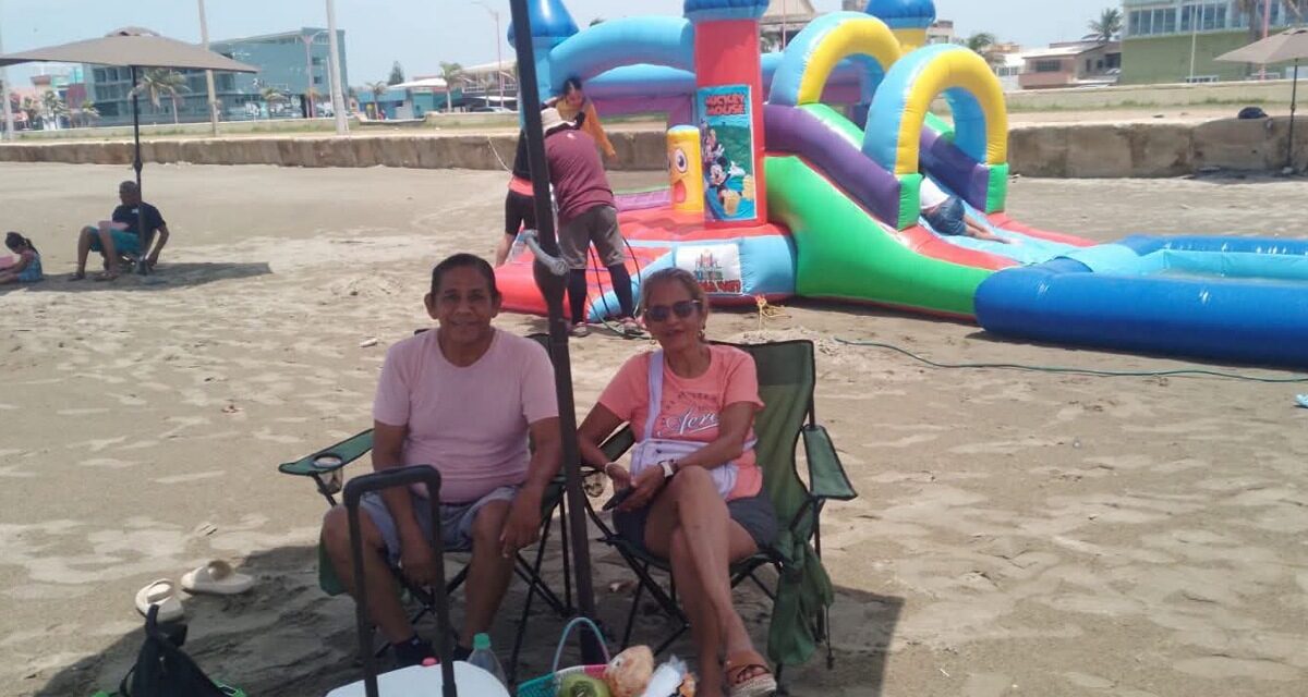 ​Habilita Coatzacoalcos zona de descanso y diversión gratuita en la playa para la temporada vacacional