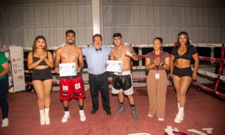 Con éxito de asistencia, celebran el torneo de boxeo “Gran Pelea de Gallos 2026” en Coatzacoalcos