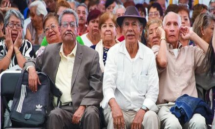 Astrolabio Político